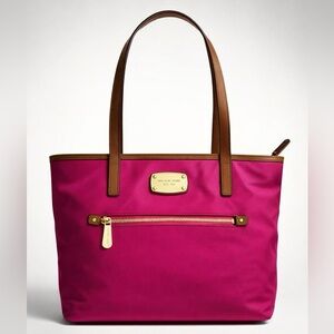 NWT Michael Kors Montauk Nylon Medium Tote in Fuschia